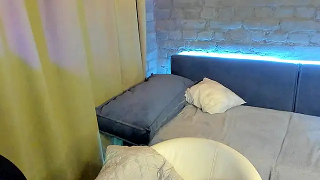 Walterra White online show from 02.28.26