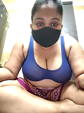 Curvy Trisha online show from 03.21.26