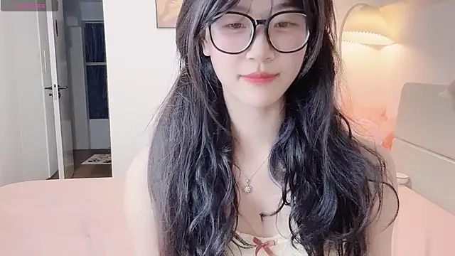 Snapshot of Luminous4173 chatting on 05.12.26 Luminous4173 online show from 05.12.26