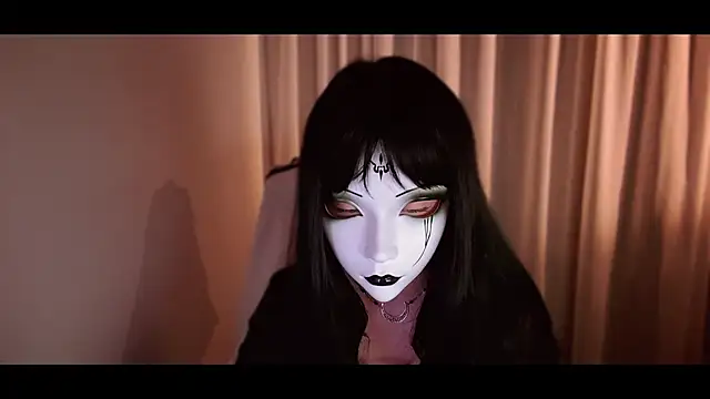 NoirLiliyaa online show from 02.11.26