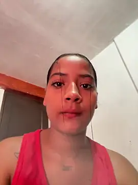 AyshelDoll1 online show from 06.18.26