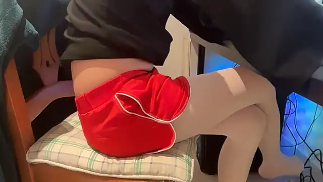 Snapshot of Guapita80 chatting on 02.16.26 Guapita80 online show from 02.16.26