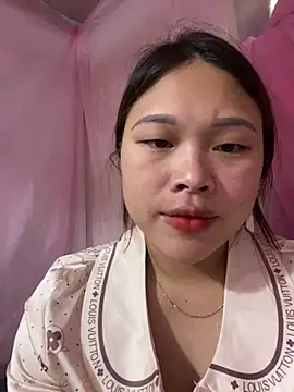Emxinhka1 online show from 04.27.26