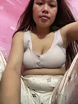 Snapshot of Emxinhka1 chatting on 05.23.26 Emxinhka1 online show from 05.23.26