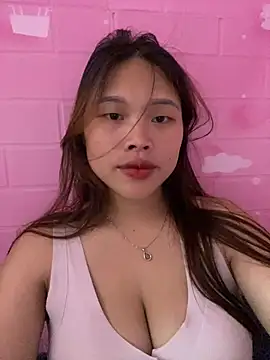 Snapshot of Emxinhka1 chatting on 05.26.26 Emxinhka1 online show from 05.26.26