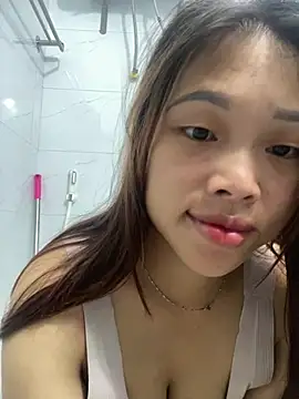 Snapshot of Emxinhka1 chatting on 06.16.26 Emxinhka1 online show from 06.16.26