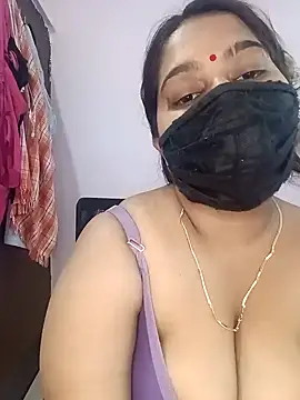 Aliya Hott online show from 04.21.26