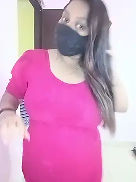 Snapshot of Aliya_Hott chatting on 05.19.26 Aliya Hott online show from 05.19.26