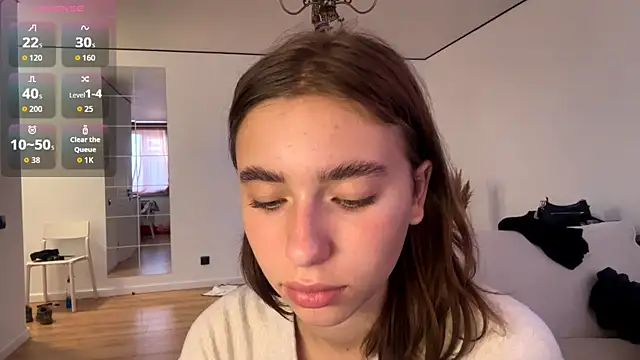 Snapshot of DeltaNorwoode chatting on 03.04.26 DeltaNorwoode online show from 03.04.26