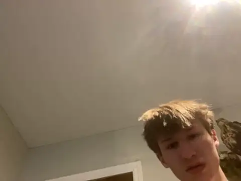 yourwhiteboy1 online show from 03.05.26