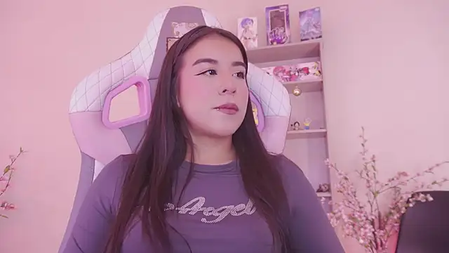 Snapshot of mavi_boo chatting on 02.12.26 mavi boo online show from 02.12.26