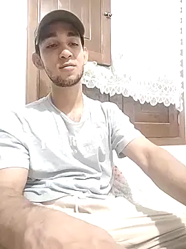 Snapshot of UmamiPorcus chatting on 02.27.26 UmamiPorcus online show from 02.27.26