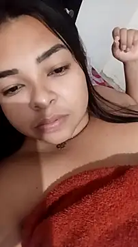 solene09 online show from 02.28.26