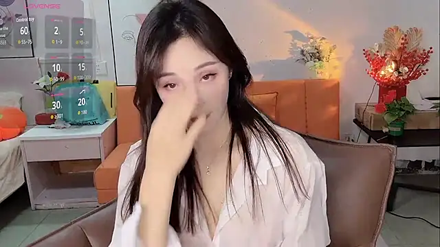 Lisa-295188 online show from 02.05.26