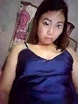 Ella-aa online show from 04.17.26