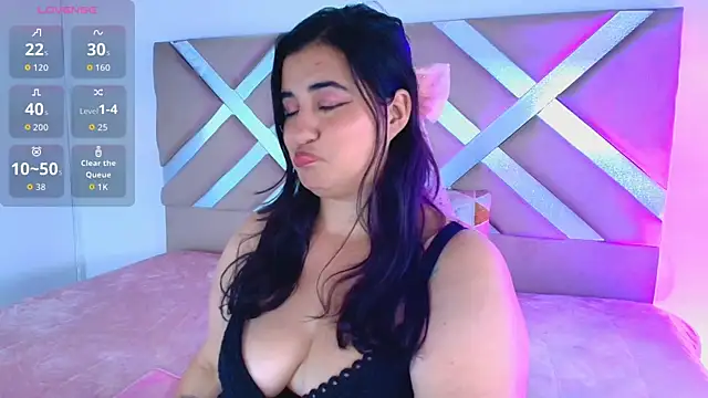 Snapshot of dani_vemom chatting on 05.28.26 dani vemom online show from 05.28.26