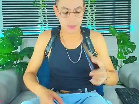 ThiiagoSaeenz online show from 04.08.26