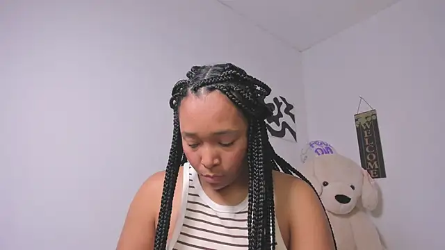 Nia13 online show from 03.28.26