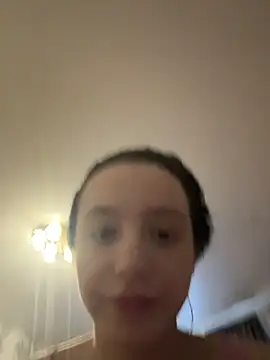 MiaTee online show from 02.18.26