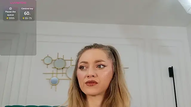 IrisLayne online show from 03.13.26