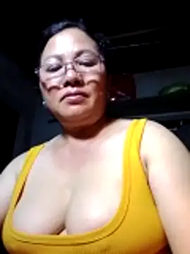 Snapshot of Cold-girlr12 chatting on 06.22.26 Cold-girlr12 online show from 06.22.26