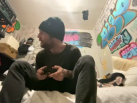 Snapshot of gothboiplzty chatting on 02.28.26 gothboiplzty online show from 02.28.26