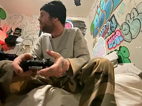 Snapshot of gothboiplzty chatting on 03.04.26 gothboiplzty online show from 03.04.26