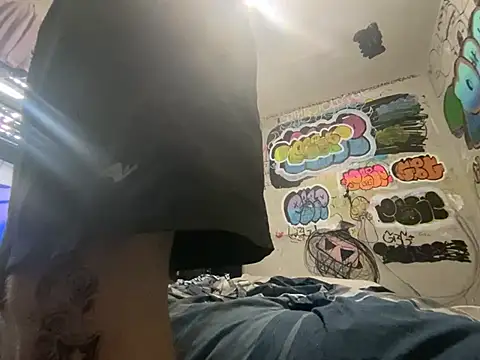 Snapshot of gothboiplzty chatting on 07.04.26 gothboiplzty online show from 07.04.26