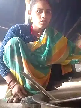 Snapshot of Faltu_Ladki chatting on 02.05.26 Faltu Ladki online show from 02.05.26