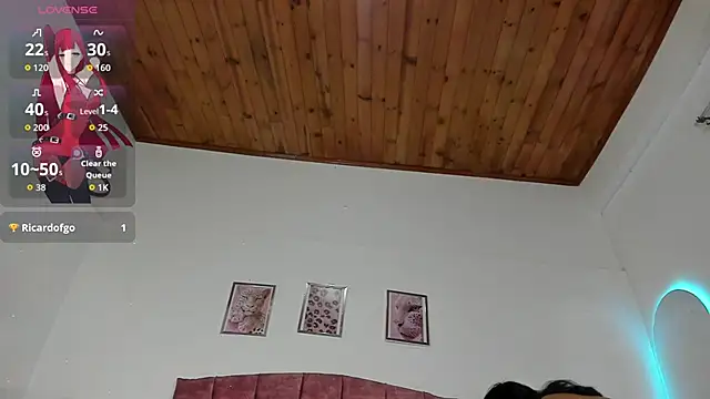 luna velveth online show from 04.03.26