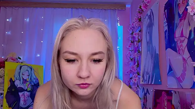 Snapshot of Audrey_Kiss chatting on 02.01.26 Audrey Kiss online show from 02.01.26