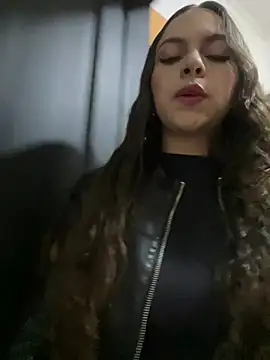 Annie bonnie  online show from 04.08.26