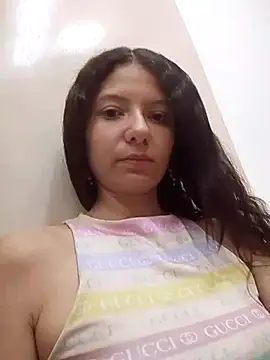 sofy bonnet online show from 02.15.26