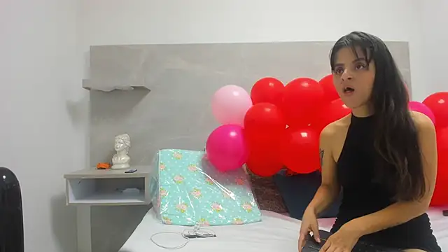 Snapshot of luz-miiaa chatting on 03.04.26 luz-miiaa online show from 03.04.26