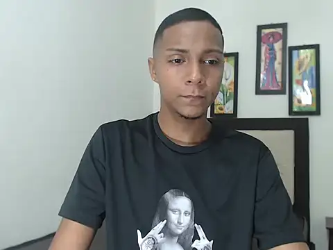 Snapshot of hotboyluxe chatting on 02.17.26 hotboyluxe online show from 02.17.26