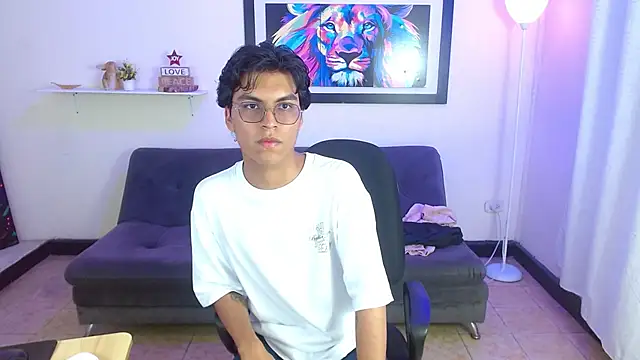 Snapshot of Maecum18 chatting on 02.27.26 Maecum18 online show from 02.27.26