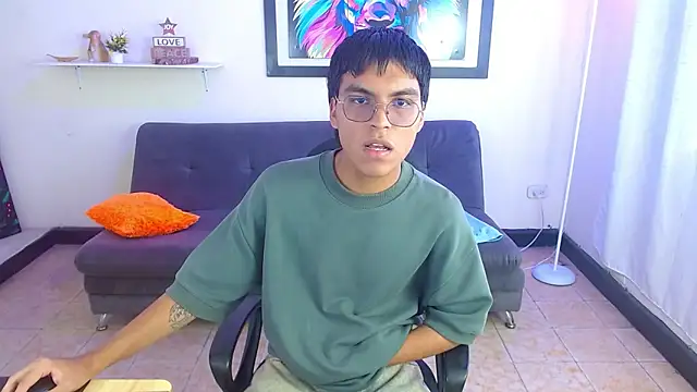 Maecum18 online show from 04.20.26