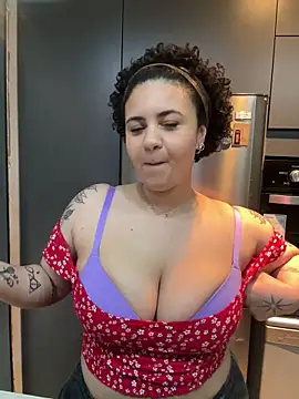 Snapshot of BabyChanntal chatting on 02.09.26 BabyChanntal online show from 02.09.26