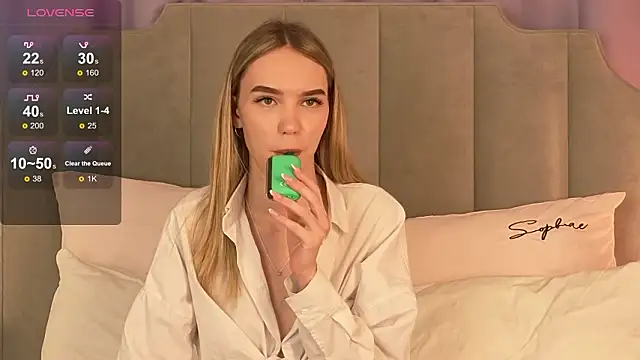 Snapshot of NikkiRyx chatting on 02.08.26 NikkiRyx online show from 02.08.26