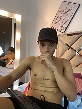 Snapshot of Alejandroo_Montenegro chatting on 03.04.26 Alejandroo Montenegro online show from 03.04.26