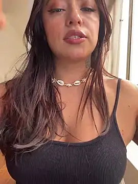 Snapshot of foxxy_lover chatting on 02.15.26 foxxy lover online show from 02.15.26