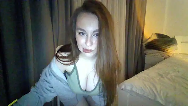 Snapshot of Warmmurr chatting on 03.24.26 Warmmurr online show from 03.24.26