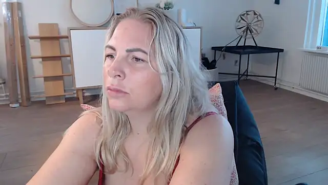 Amanda Norsk online show from 03.24.26