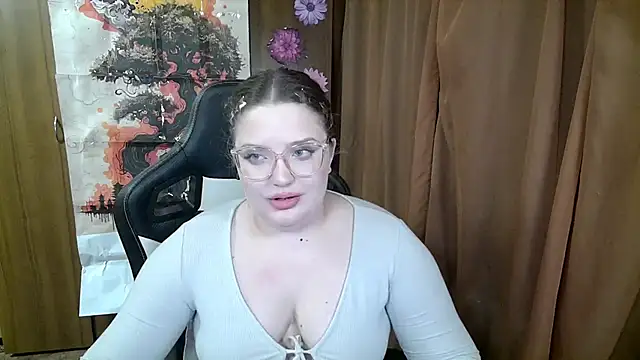 Teasing Dora online show from 04.19.26