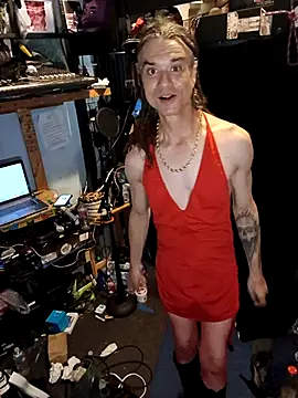 AllucyLu online show from 02.14.26