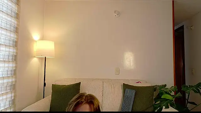 ivonnybonita   online show from 06.19.26