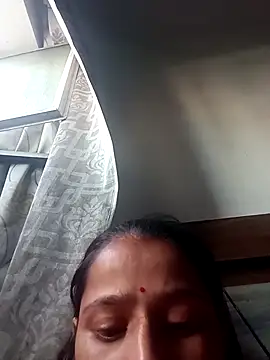 Snapshot of khushi_rawat chatting on 03.04.26 khushi rawat online show from 03.04.26