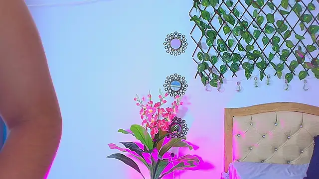 Miabunny    online show from 03.02.26