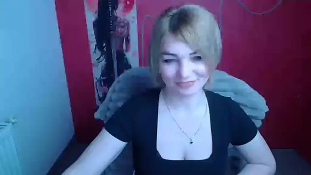 CuttieEmma online show from 03.02.26