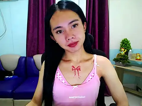 Snapshot of devine_goddess chatting on 05.22.26 devine goddess online show from 05.22.26